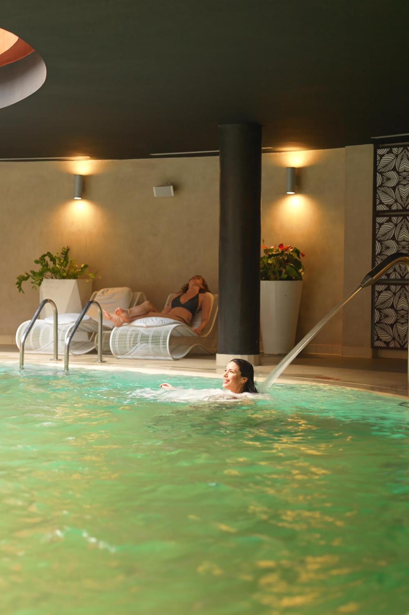 Adam Hotel Suites Tunis Eksteriør billede